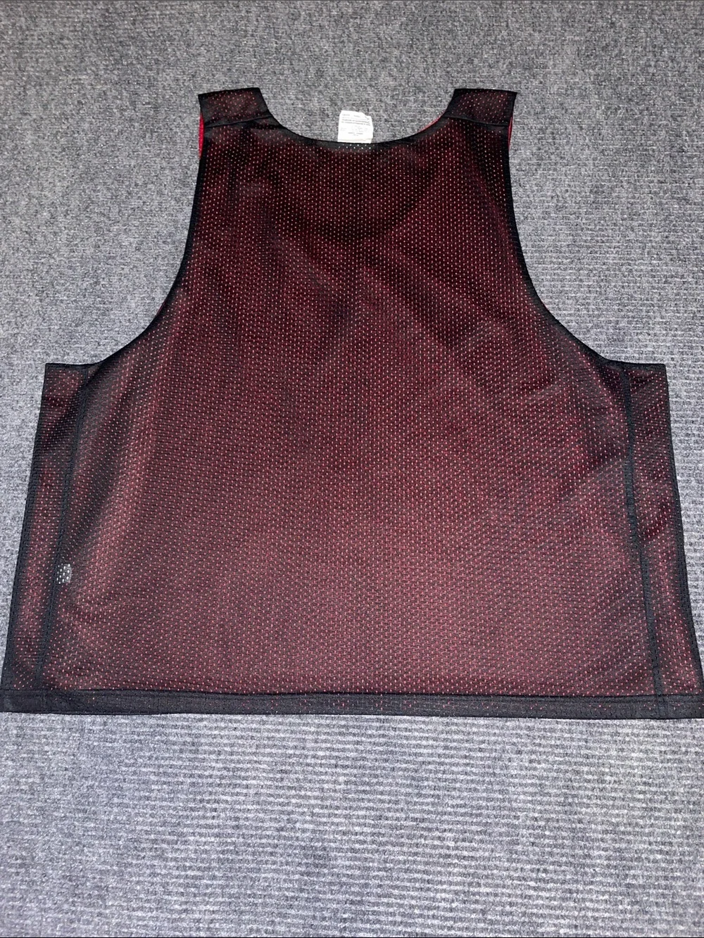 Nike Black and Red Reversible Lacrosse Mesh Pinnie. Size 2X-3X